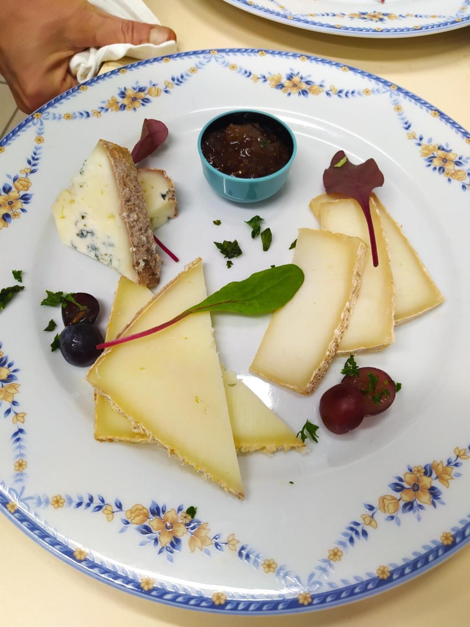 Chateau D'Arance Hotel Restaurant Espace Bien-Etre Cette-Eygun Luaran gambar