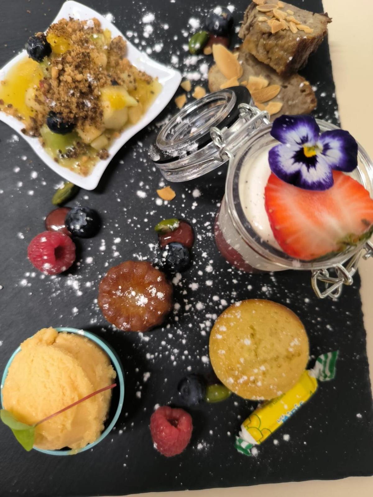 Chateau D'Arance Hotel Restaurant Espace Bien-Etre Cette-Eygun Luaran gambar